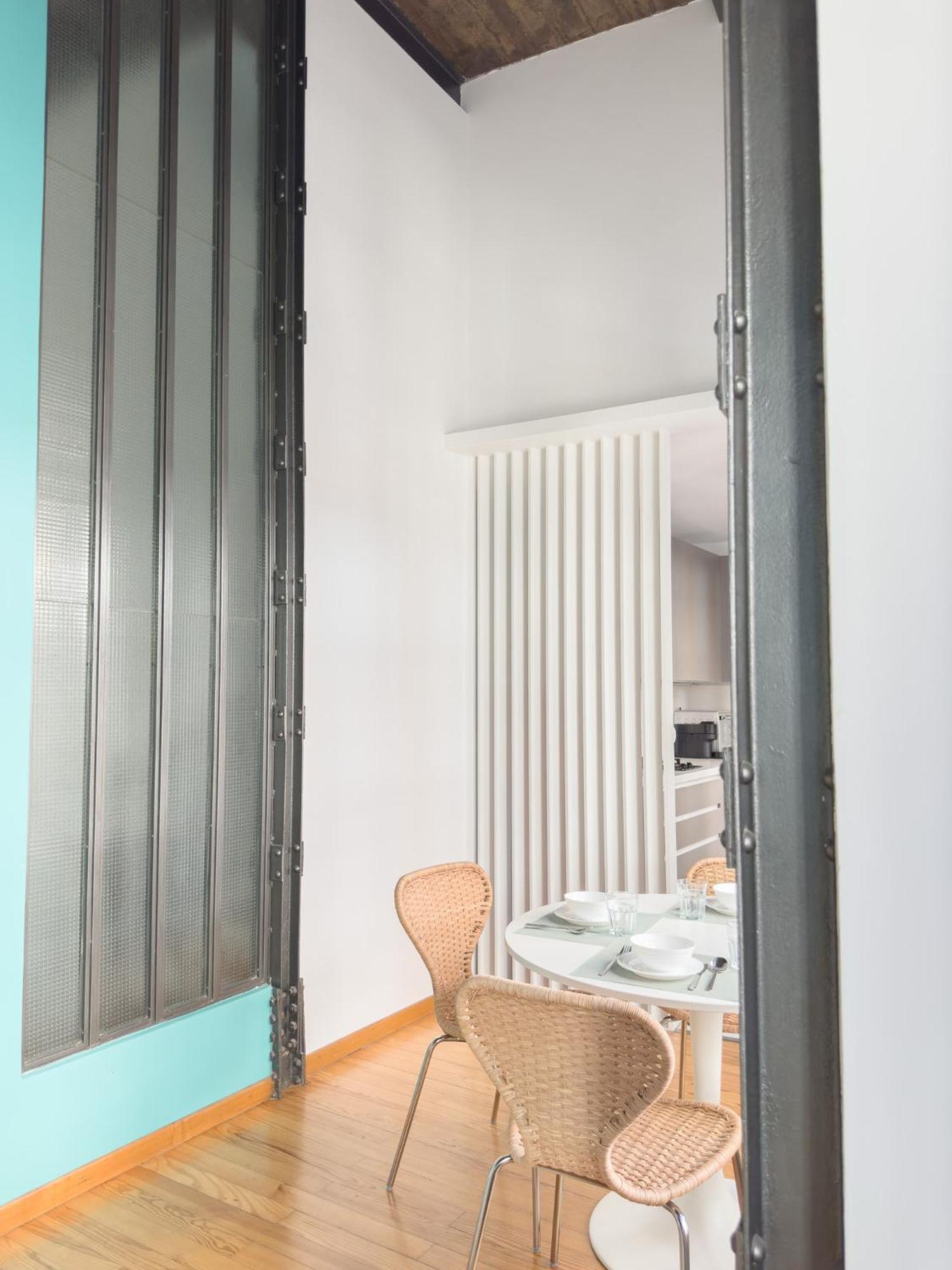 Apartament Stylish 1br Apt, Ac, Near Sight, Private Parking Opt Sevilla