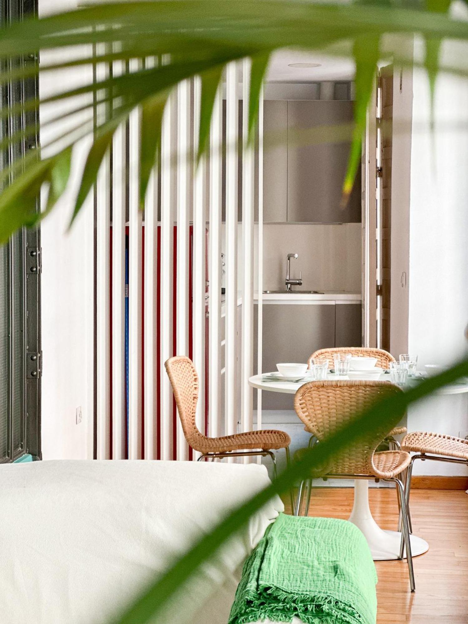 Stylish 1br Apt, Ac, Near Sight, Private Parking Opt * Siviglia