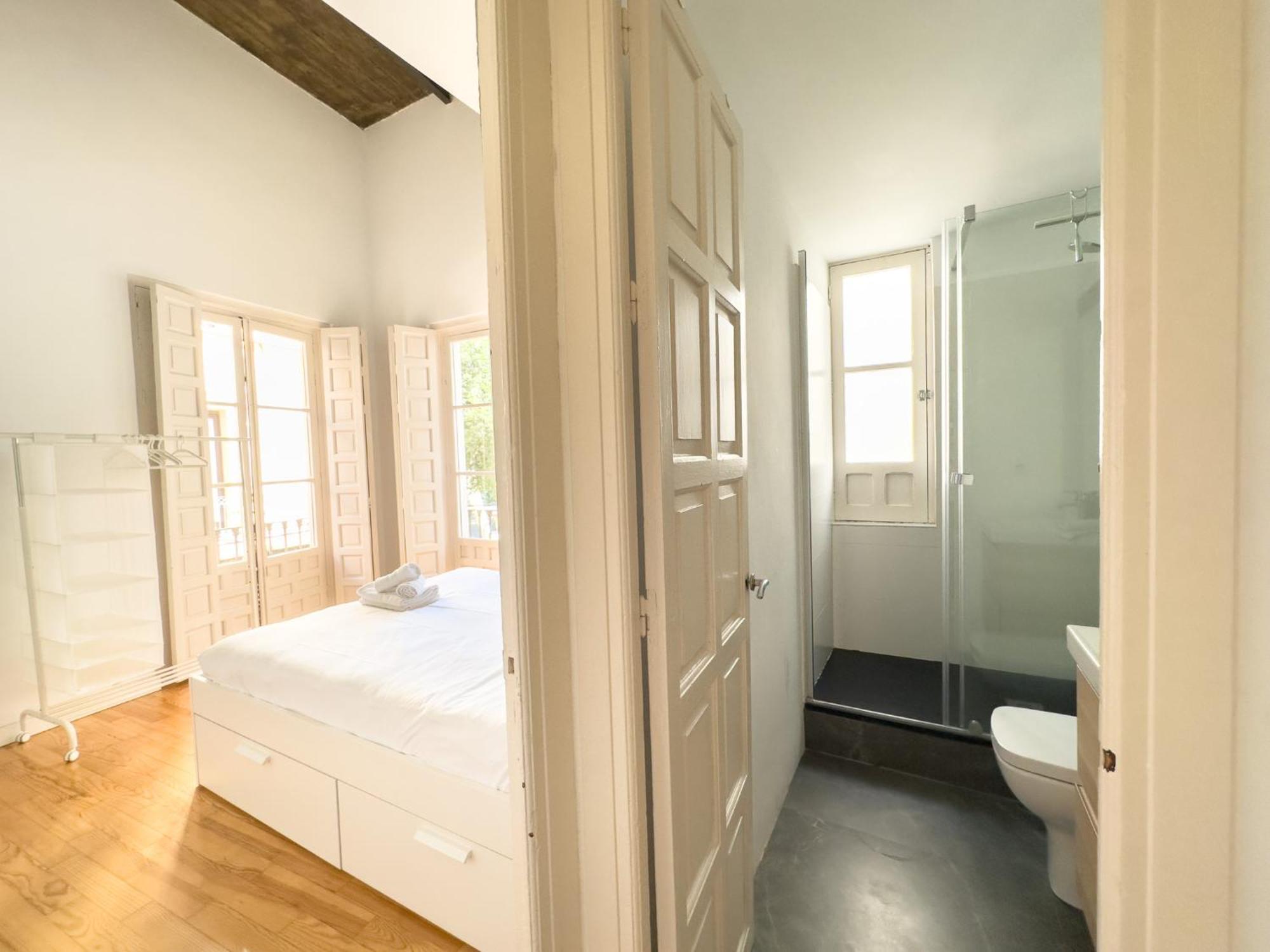 Stylish 1br Apt, Ac, Near Sight, Private Parking Opt Sewilla